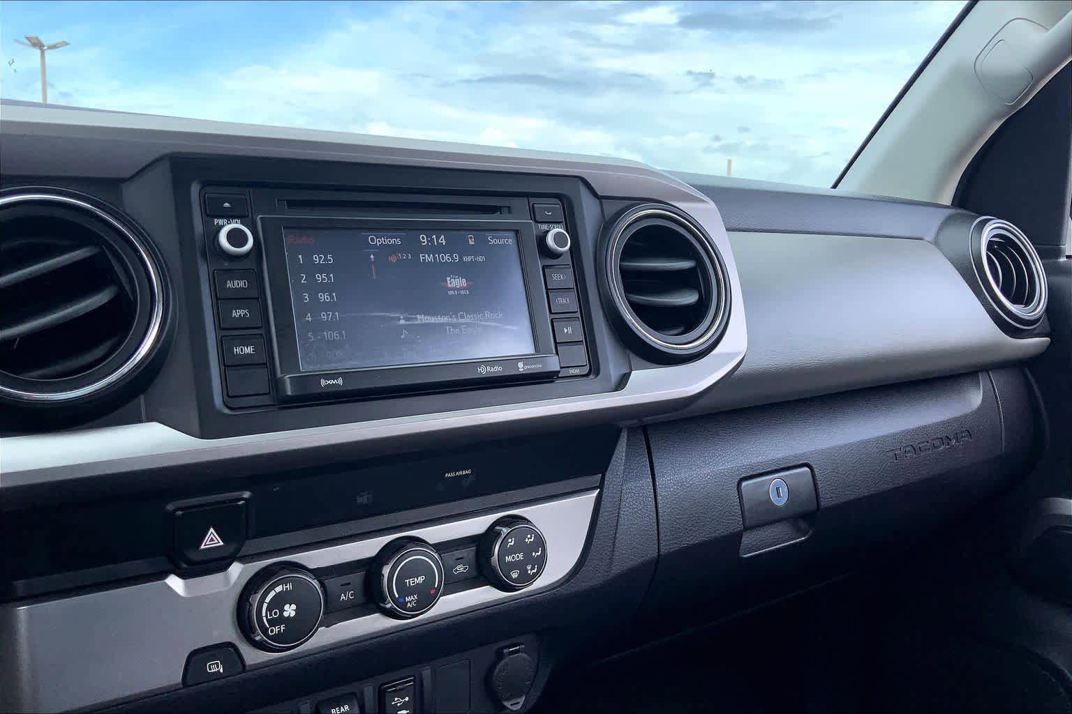 Used 2019 Toyota Tacoma SR5 RWD image 35