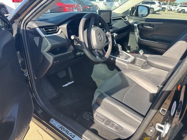 Used 2024 Toyota RAV4 XLE Premium image 10