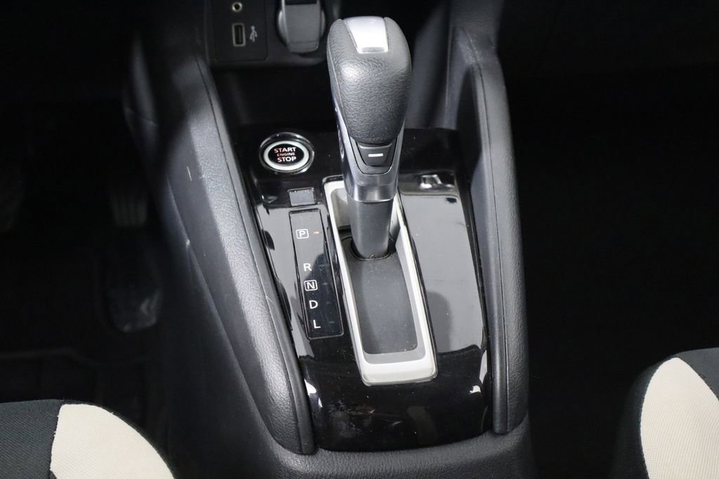 Used 2021 Nissan Versa SV image 23