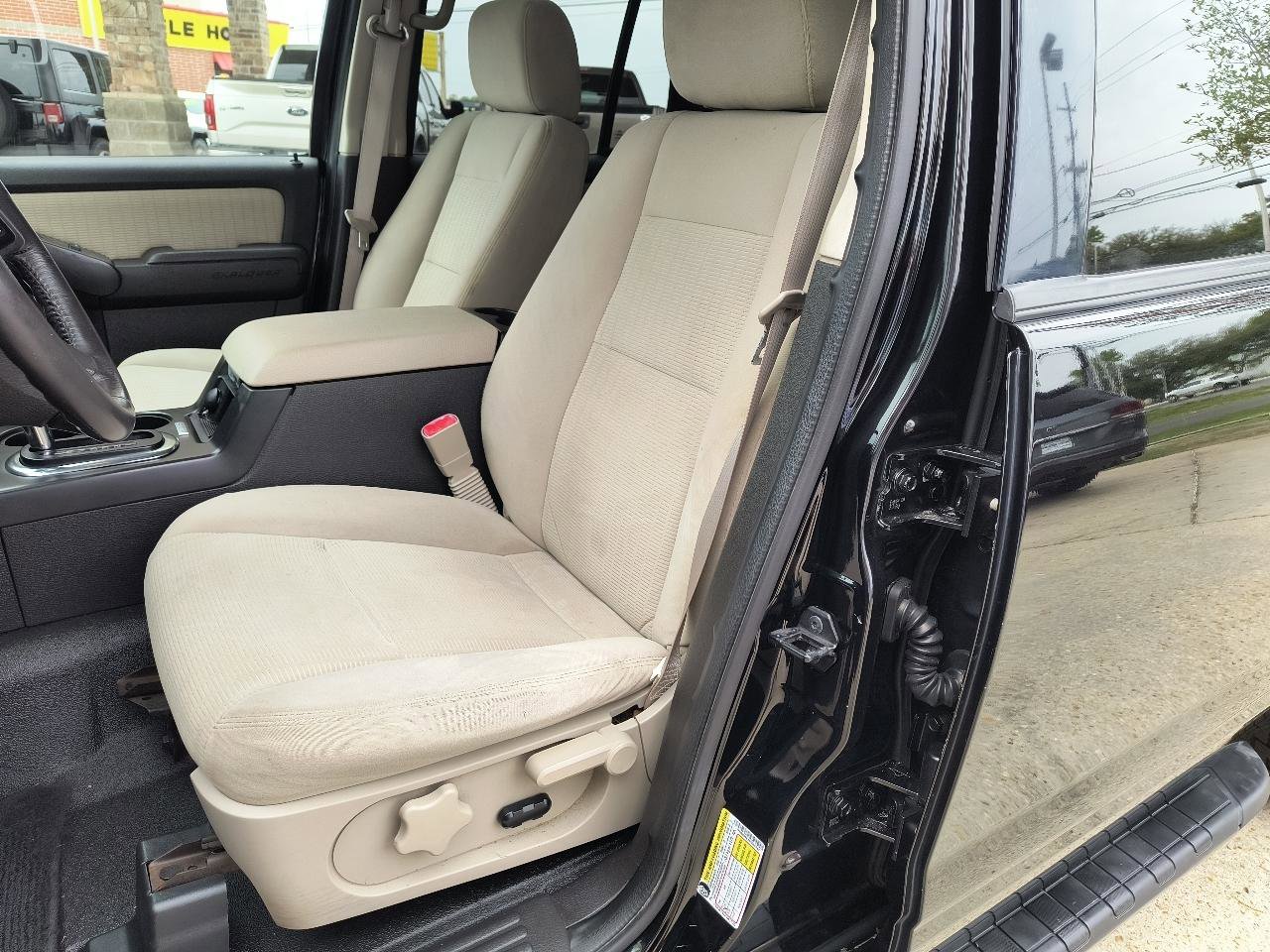 Used 2008 Ford Explorer Sport Trac XLT AWD/4WD image 17