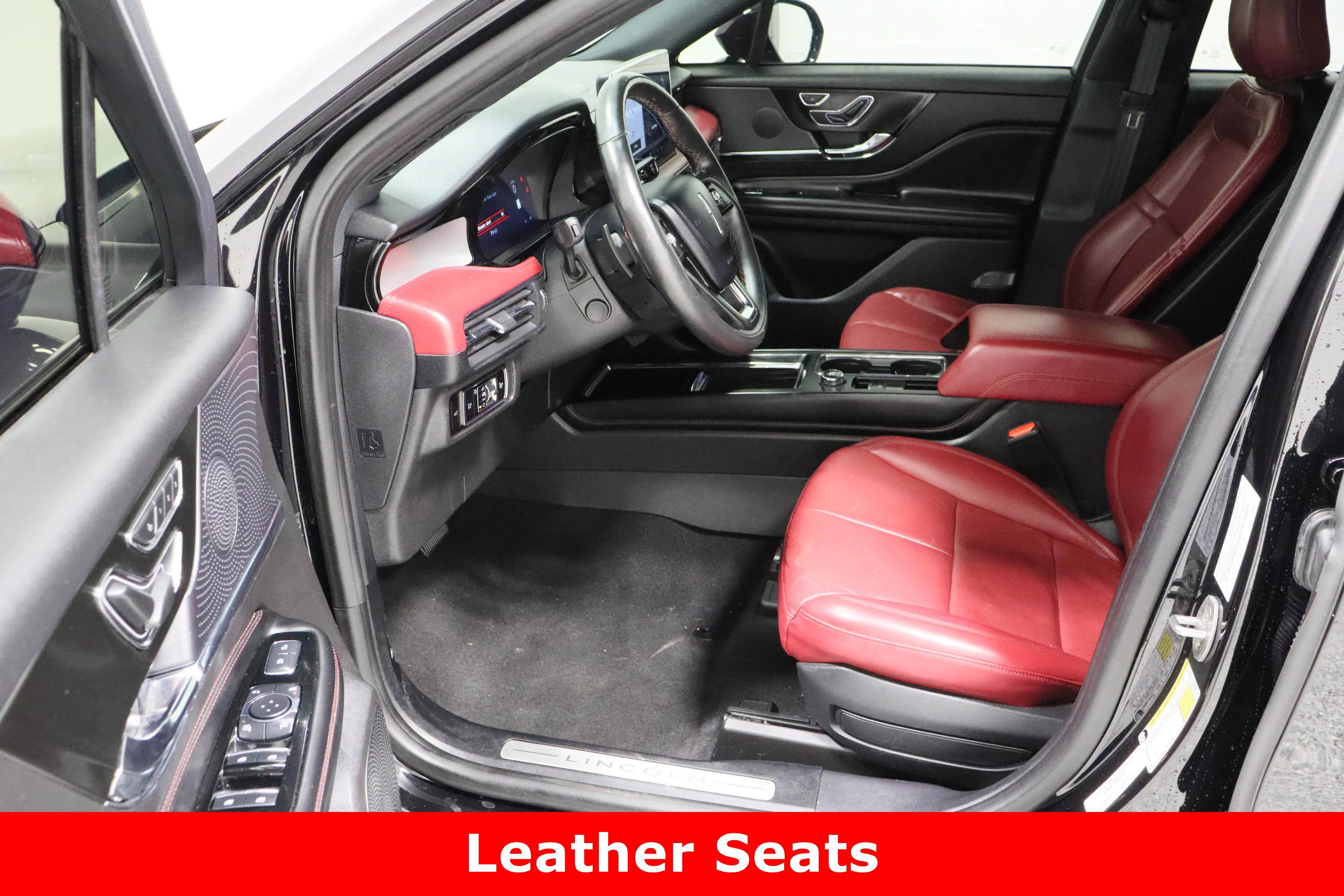 Used 2024 Lincoln Corsair Reserve w/ Equipment Group 201A image 15