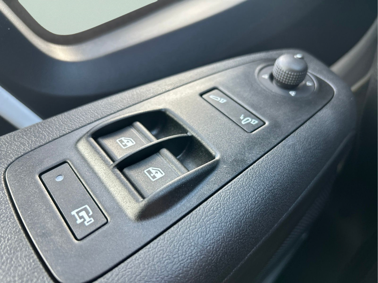 New 2026 RAM ProMaster 1500 w/ Safety Group FWD image 24