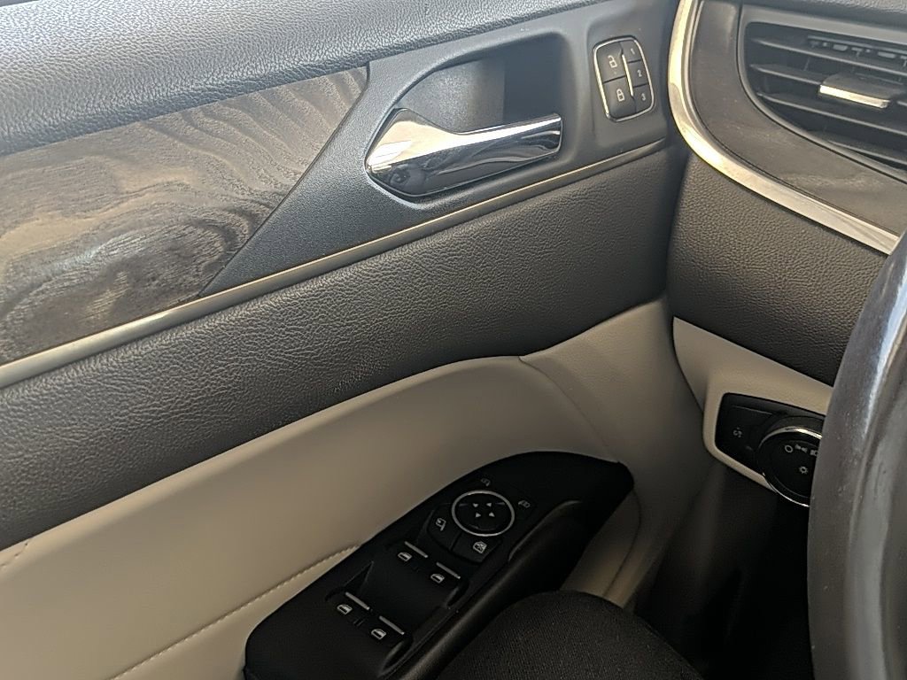 Used 2019 Lincoln MKC Reserve w/ MKC Climate Package AWD/4WD image 26