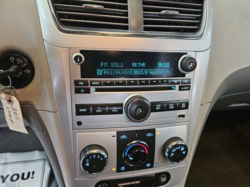 Used 2011 Chevrolet Malibu LT w/ Power Convenience Package FWD image 13