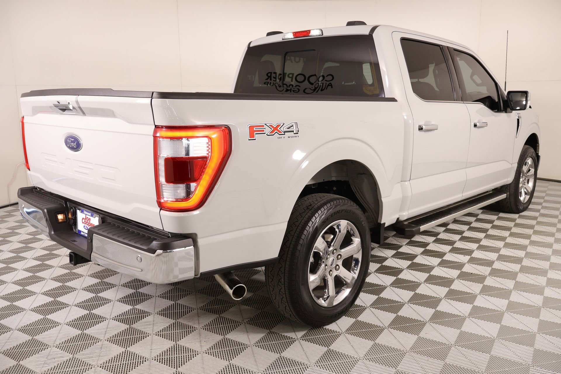 Used 2023 Ford F150 Lariat w/ FX4 Off-Road Package image 23