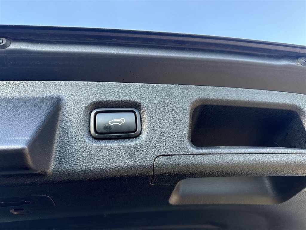 Used 2022 Hyundai Santa Fe SEL w/ Convenience + Premium Package image 46