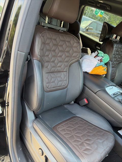 Used 2025 Nissan Armada Platinum AWD/4WD image 24
