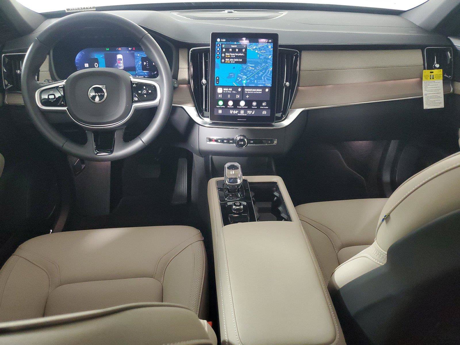 Certified 2026 Volvo XC90 B6 Plus w/ Protection Package Premier AWD/4WD image 15
