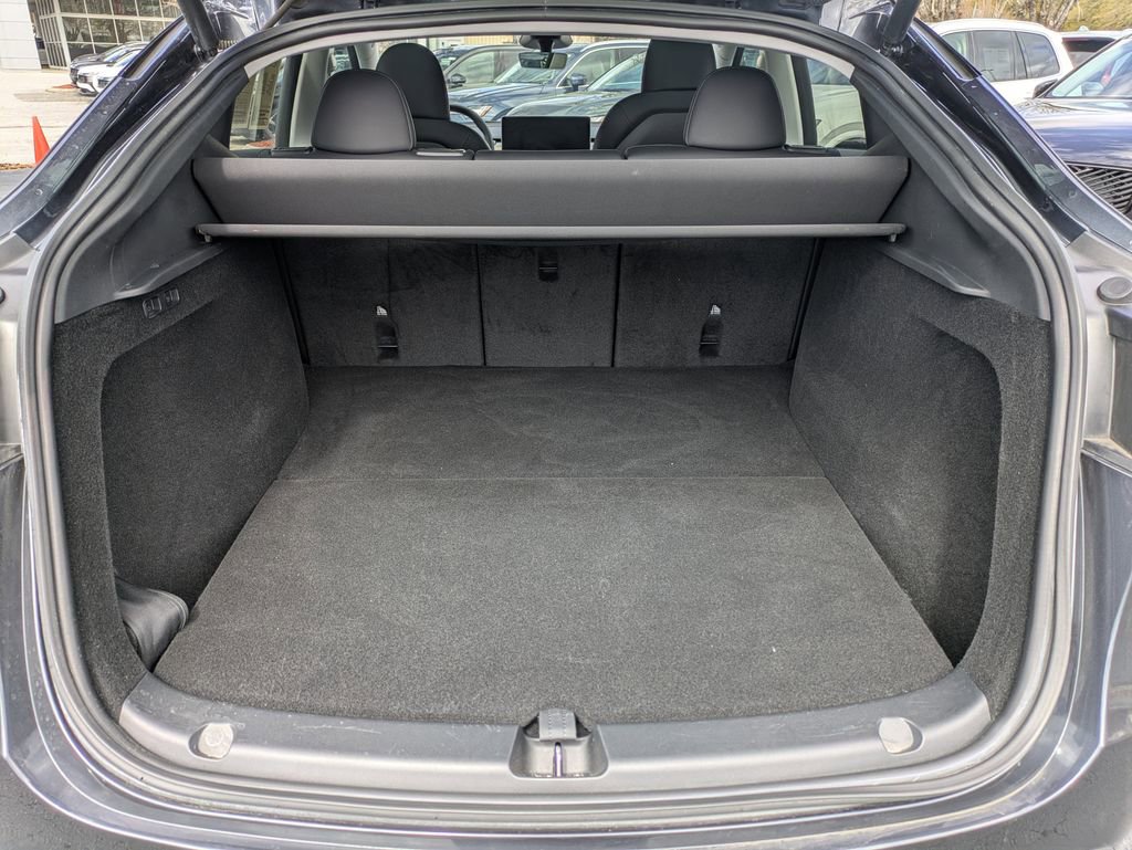 Used 2024 Tesla Model Y Long Range image 13