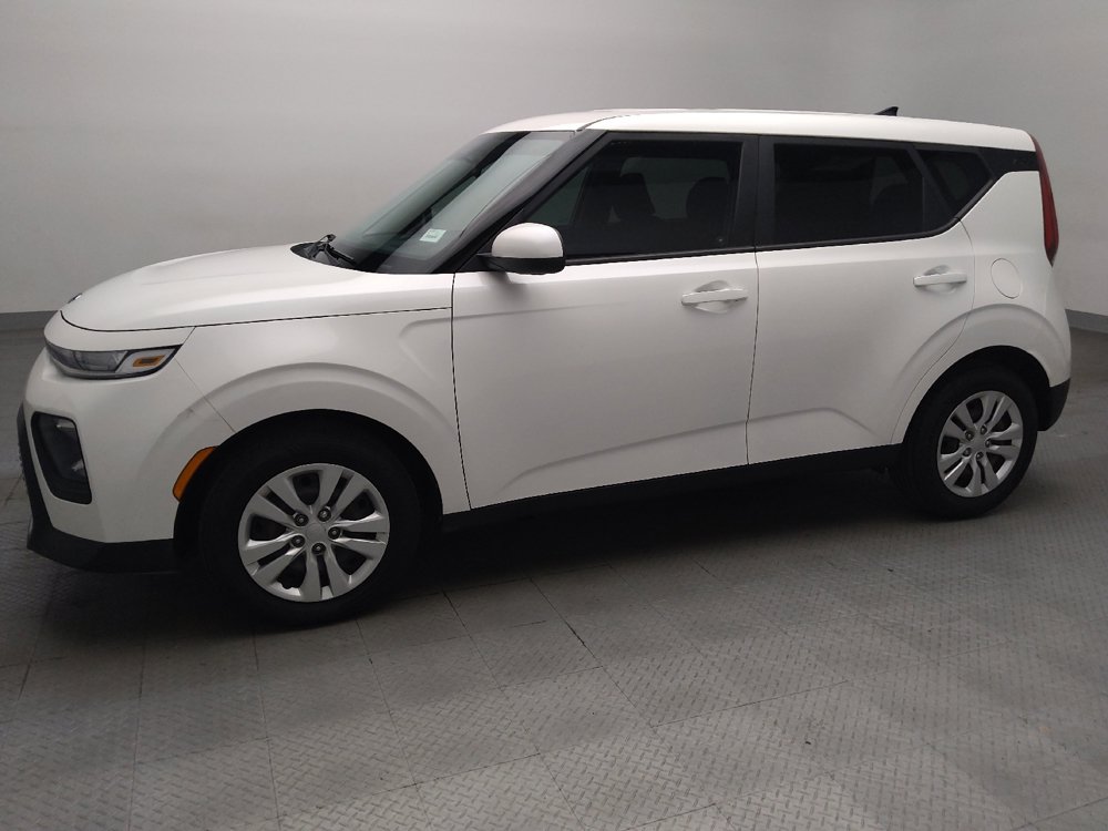 Used 2020 Kia Soul LX FWD image 2