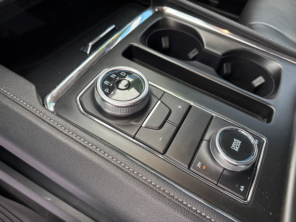 Used 2024 Ford Expedition Max XLT image 29