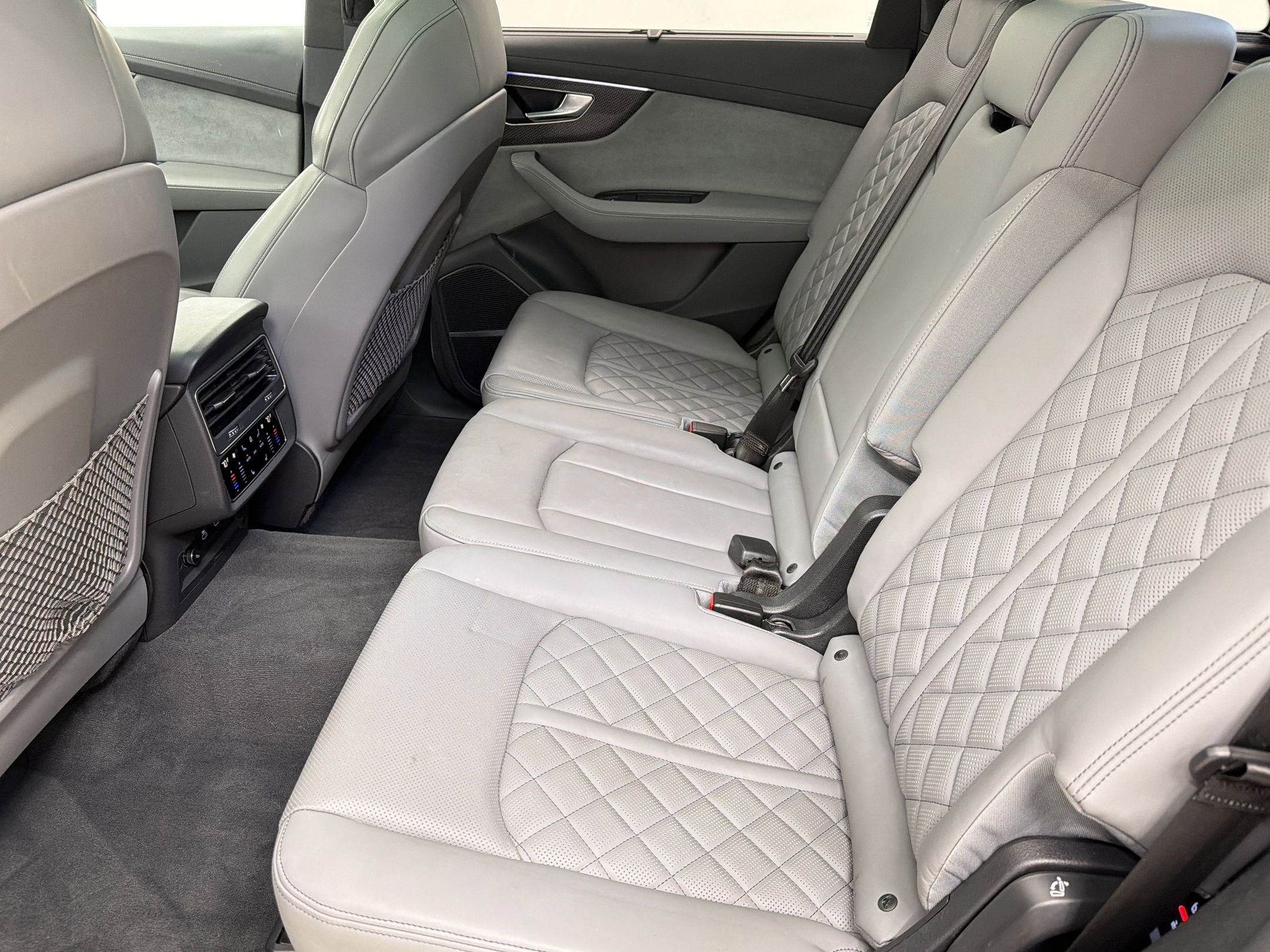 Used 2023 Audi SQ7 Prestige image 26