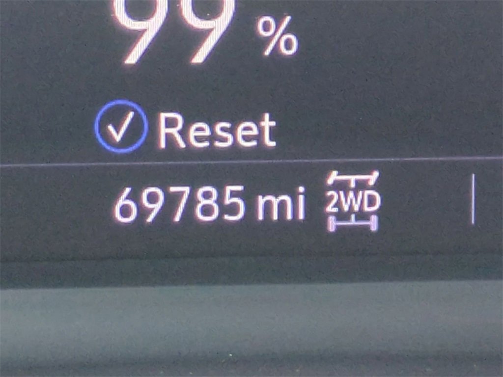 Used 2022 Cadillac XT5 Premium Luxury w/ LPO, ONYX Package image 12