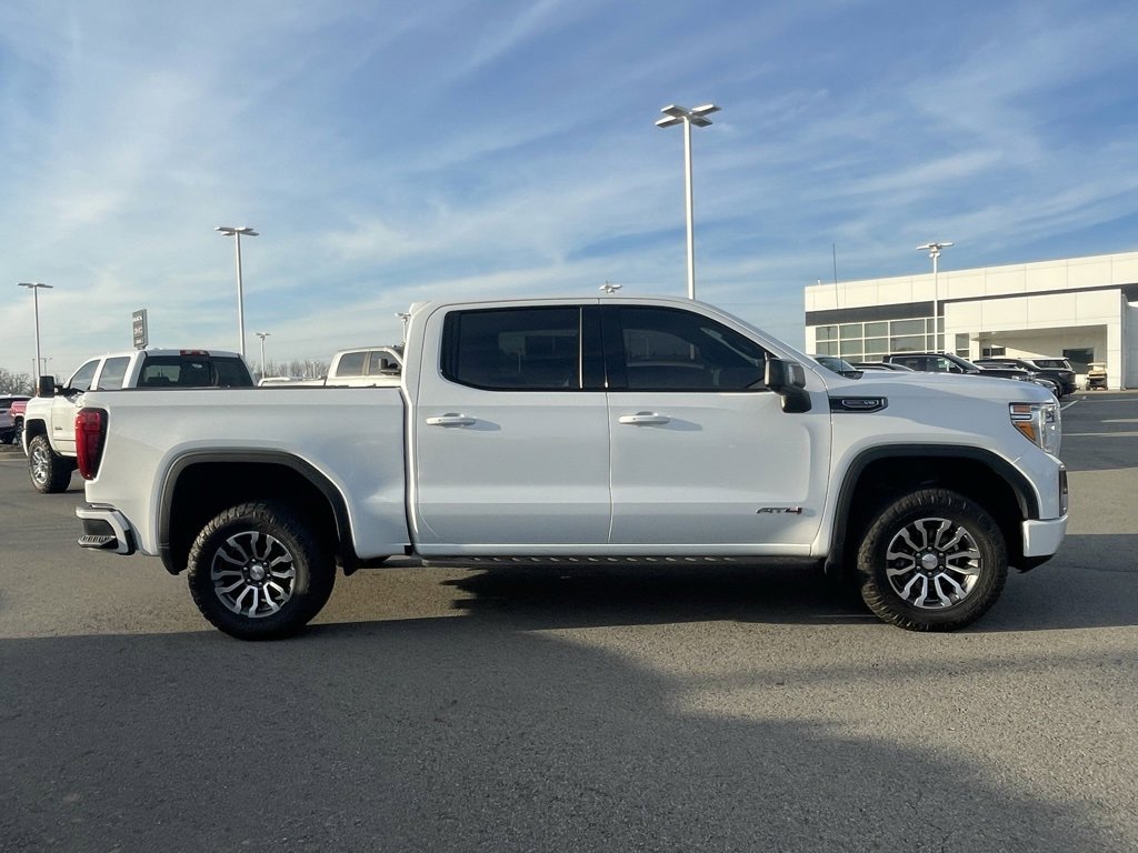 Used 2022 GMC Sierra 1500 AT4 w/ AT4 Premium Package image 9