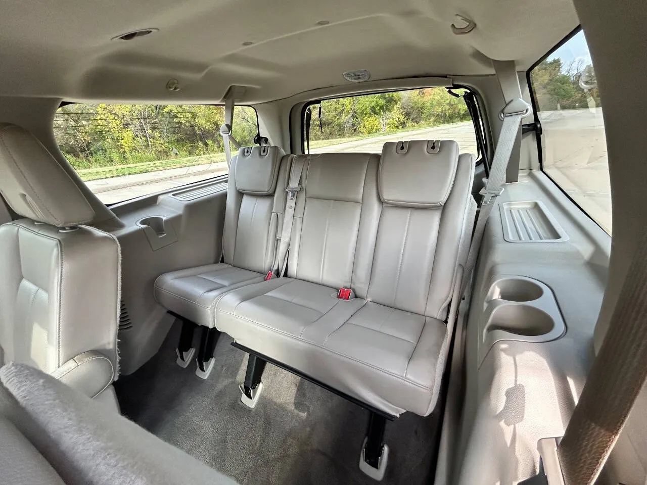 Used 2013 Ford Expedition EL Limited RWD image 14