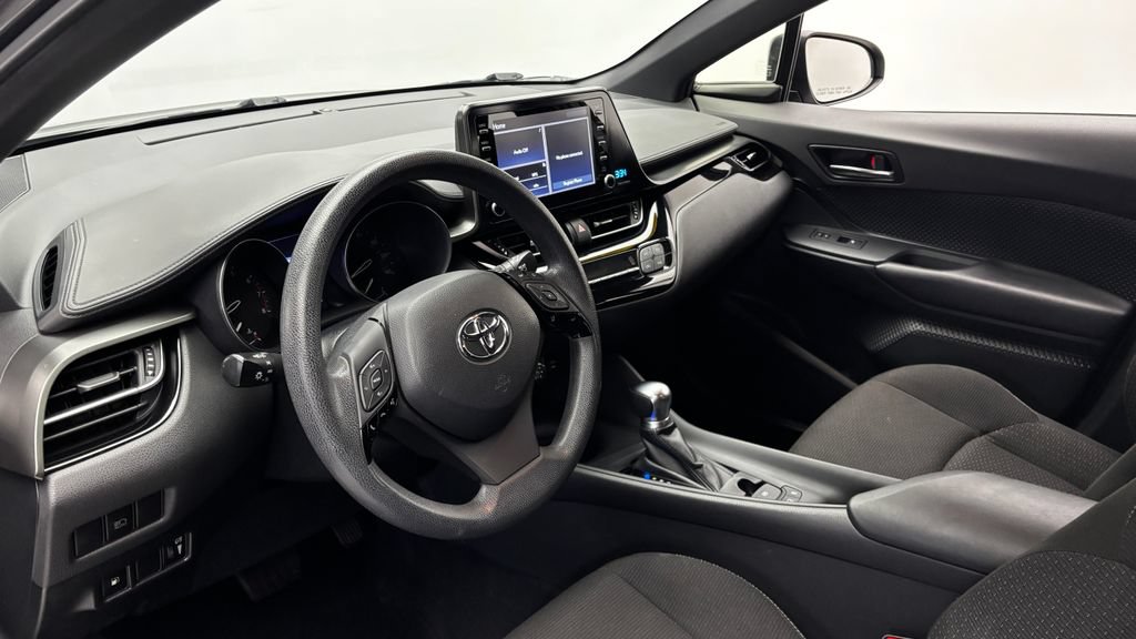 Used 2019 Toyota C-HR LE FWD image 13