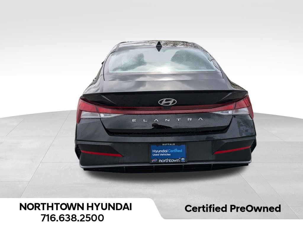 Certified 2025 Hyundai Elantra Sport FWD image 13