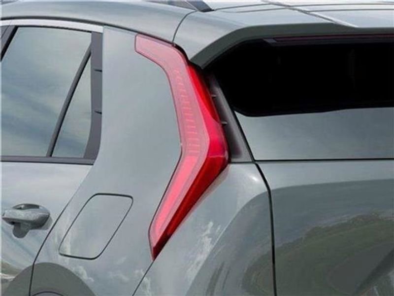 New 2025 Kia Niro EX w/ EX Cold Weather Package image 38