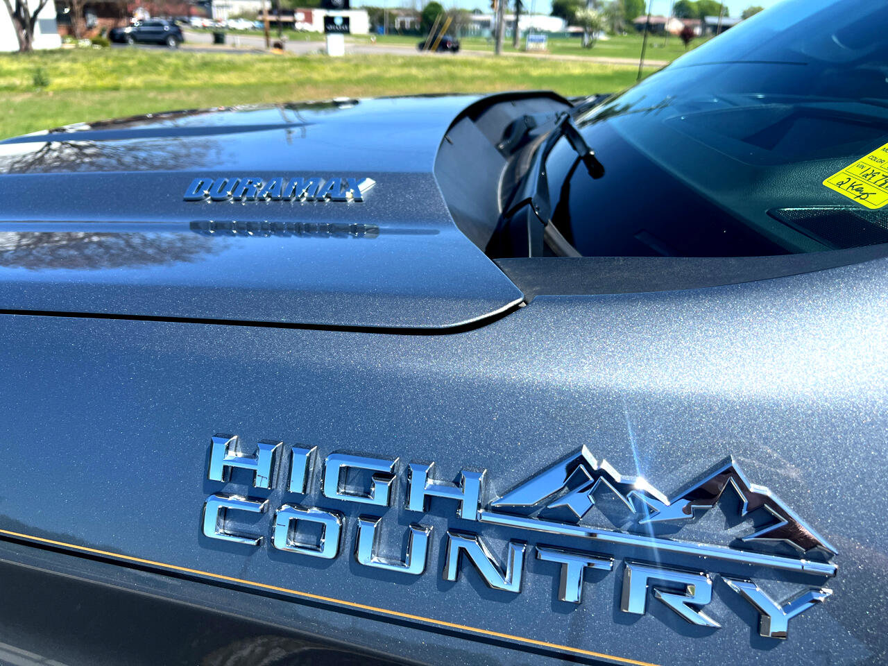 Used 2020 Chevrolet Silverado 1500 High Country w/ Technology Package image 7