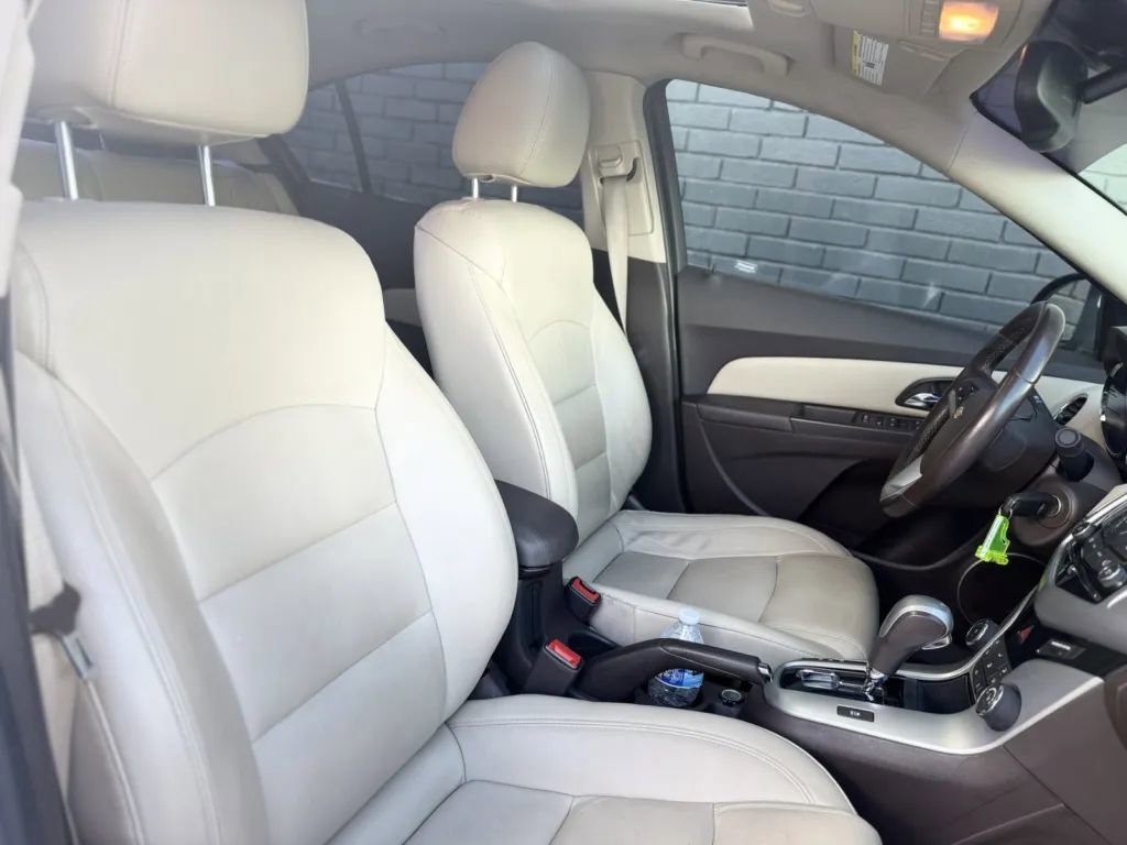 Used 2015 Chevrolet Cruze LT w/ Sun, Sound and Sport Package image 31