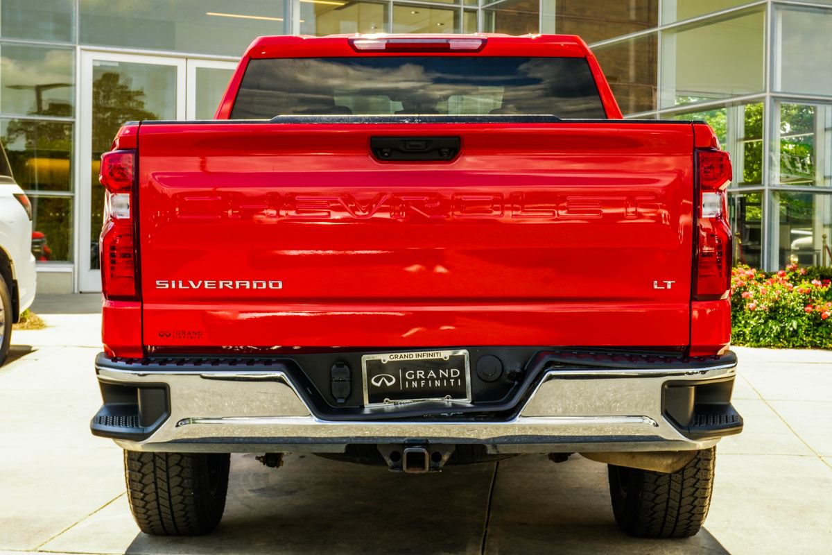Used 2023 Chevrolet Silverado 1500 LT AWD/4WD image 11