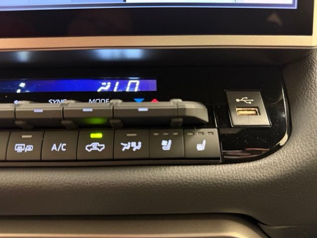 New 2026 Toyota Tundra Limited AWD/4WD image 77