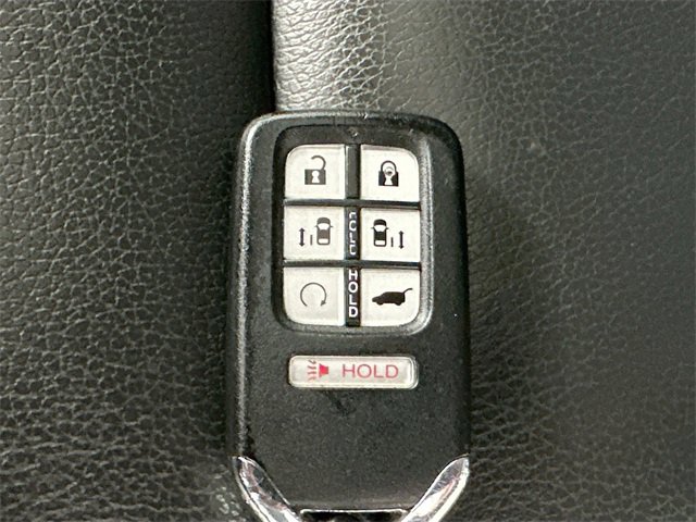 Used 2023 Honda Odyssey EX-L image 17