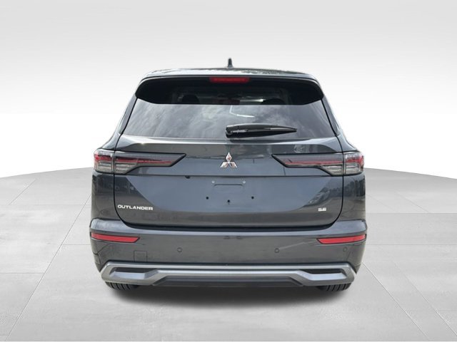New 2026 Mitsubishi Outlander SE FWD image 4
