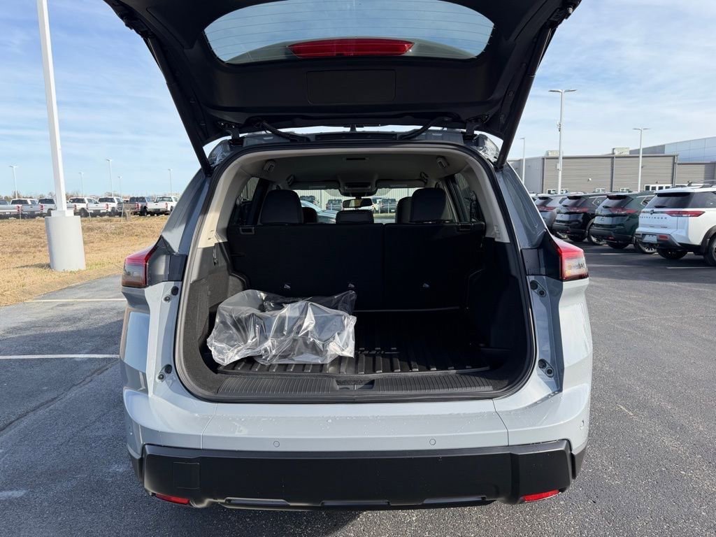 New 2026 Nissan Rogue SV image 12