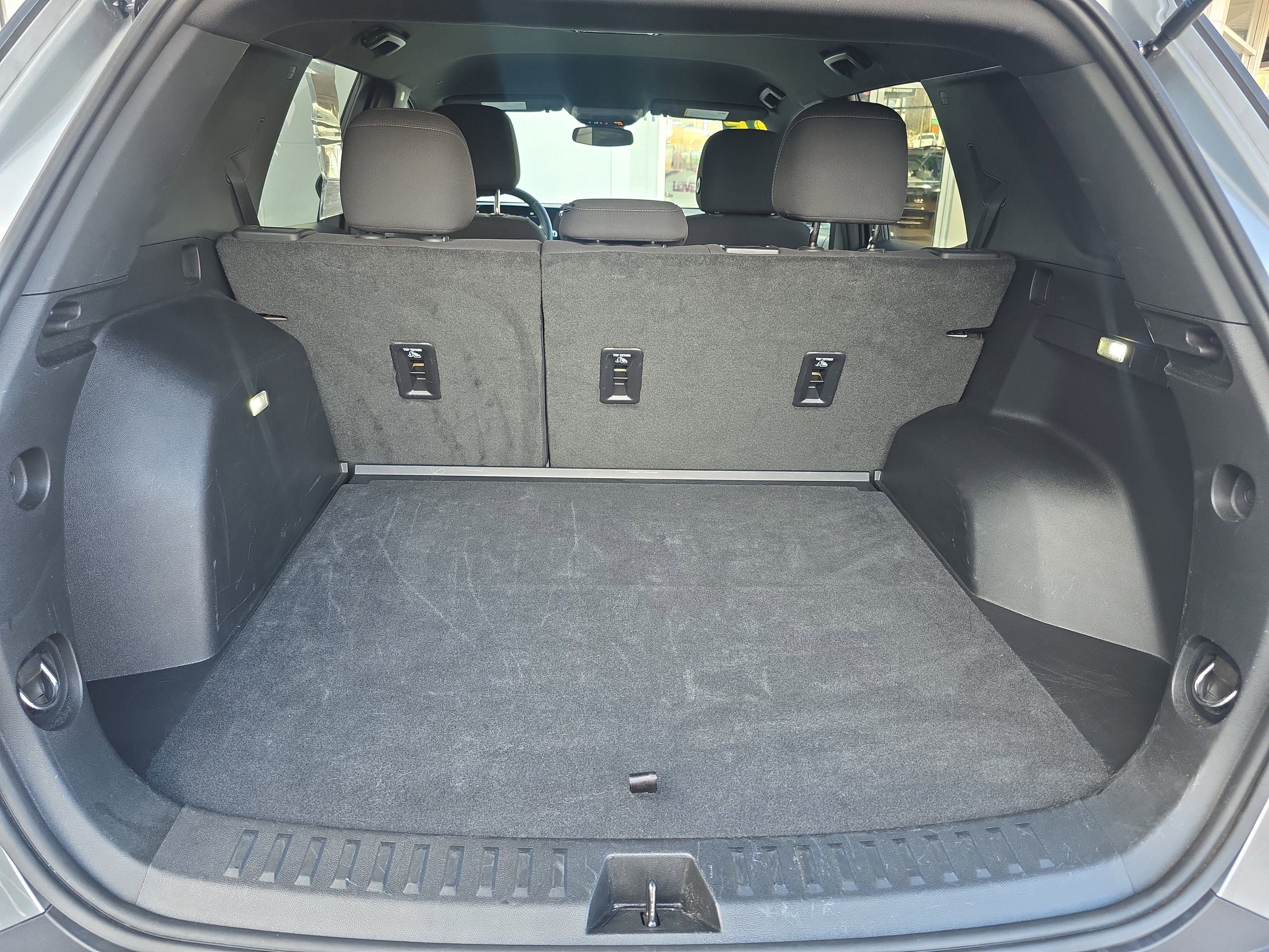 Used 2025 Chevrolet Equinox LT image 7