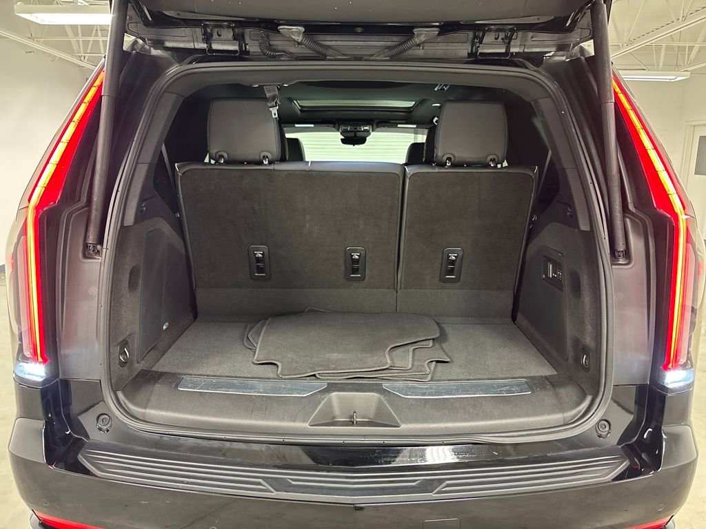 Certified 2024 Cadillac Escalade Sport image 19