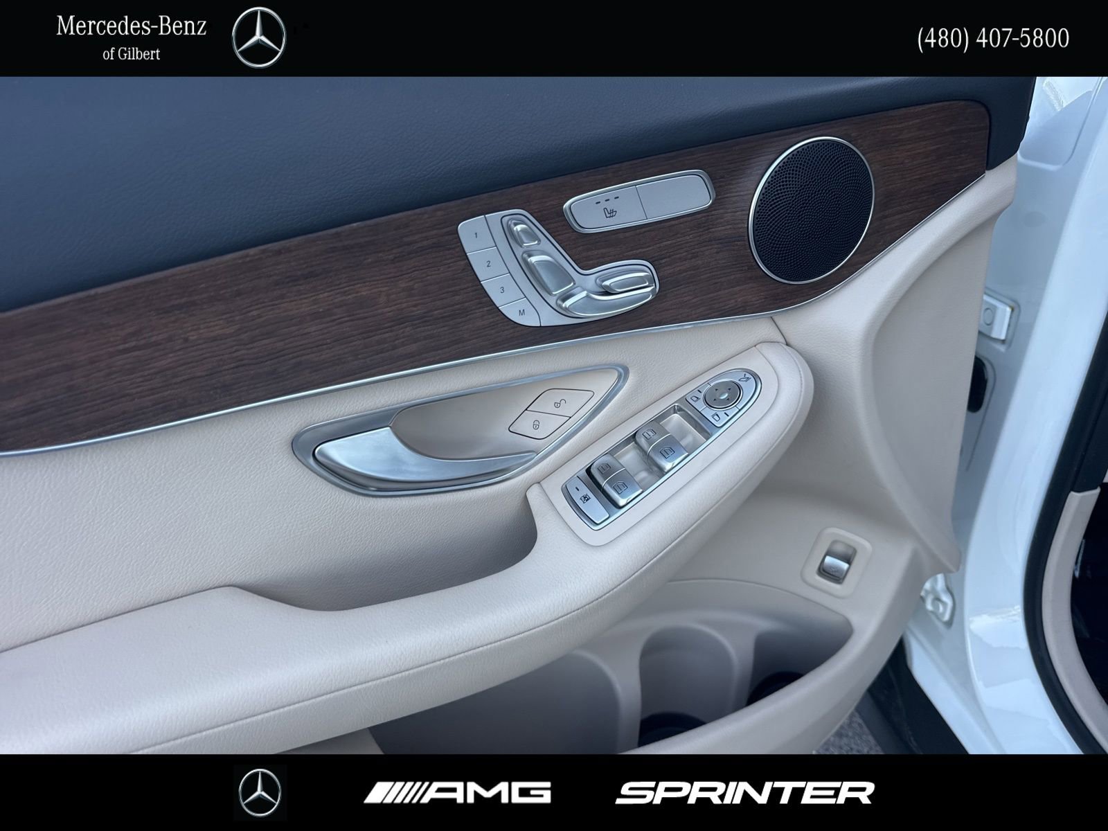 Used 2022 Mercedes-Benz GLC 300 4MATIC image 12