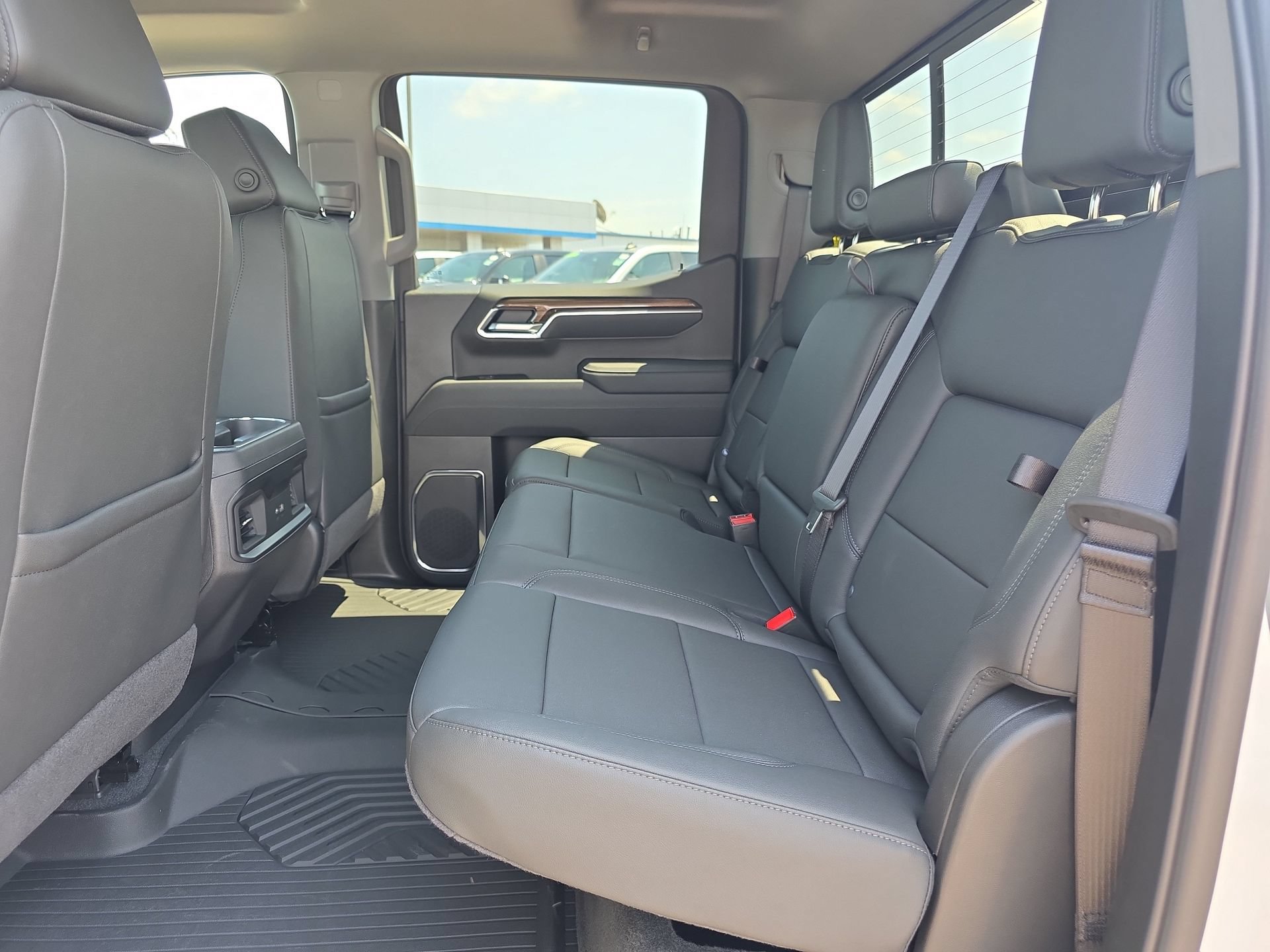 New 2026 Chevrolet Silverado 1500 RST w/ RST All Star Premium Package AWD/4WD image 11