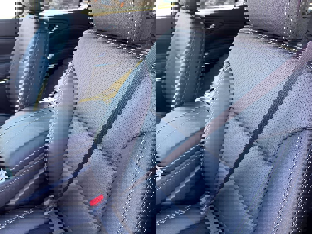 New 2026 Chevrolet Traverse LT image 13