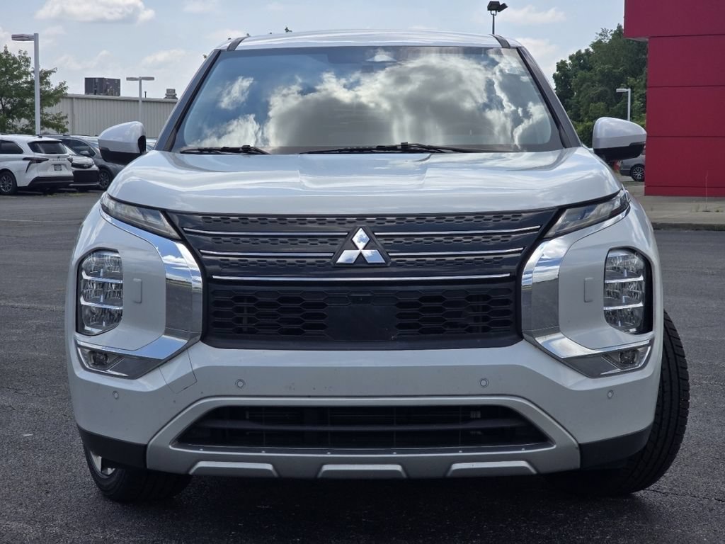 Used 2022 Mitsubishi Outlander SE AWD/4WD image 10