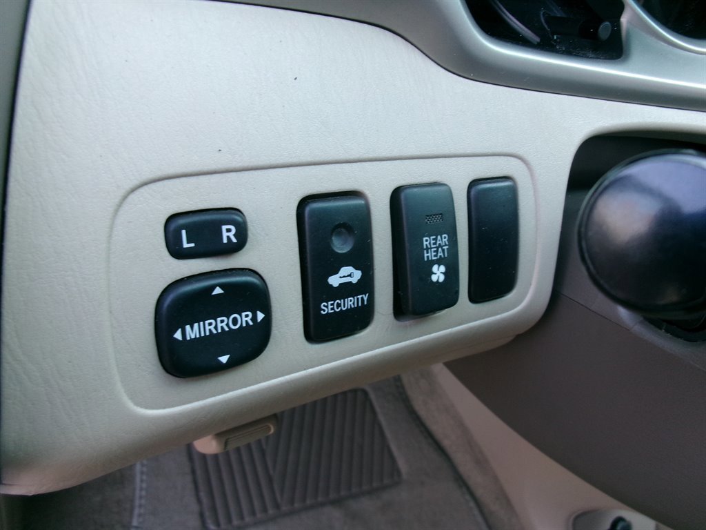 Used 2007 Toyota Highlander Limited image 49