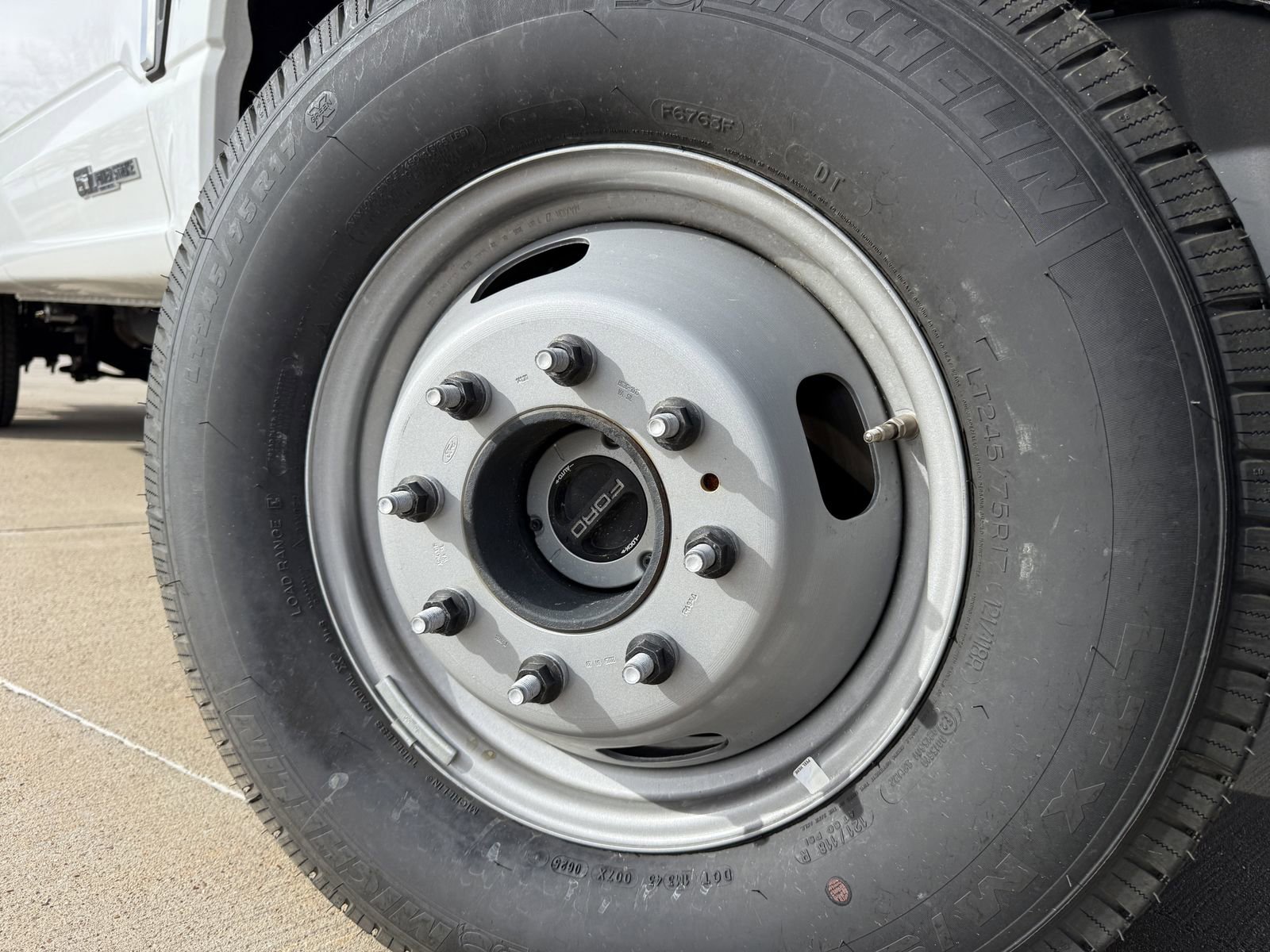 New 2025 Ford F350 XL w/ XL Chrome Package image 12