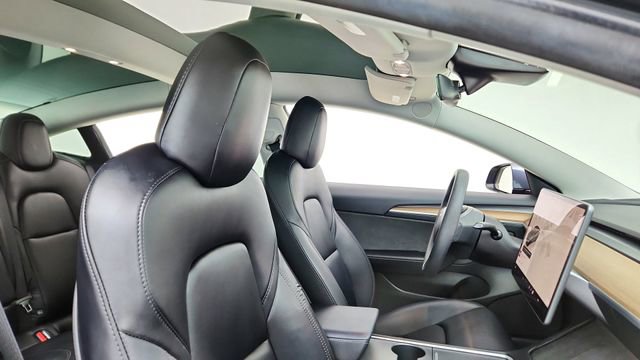 Used 2023 Tesla Model 3 Performance image 21