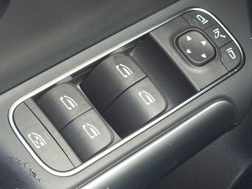 New 2026 Mercedes-Benz GLA 35 AMG 4MATIC image 25