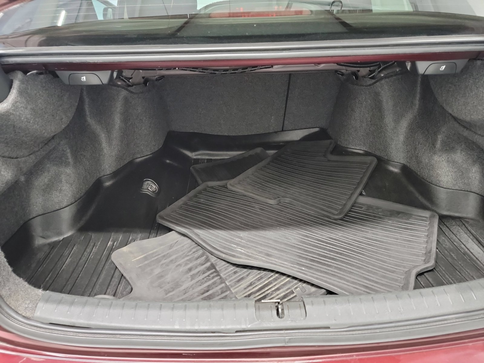 Used 2010 Acura TSX Sedan FWD image 25