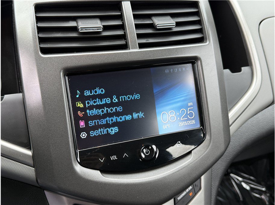 Used 2014 Chevrolet Sonic LT FWD image 19