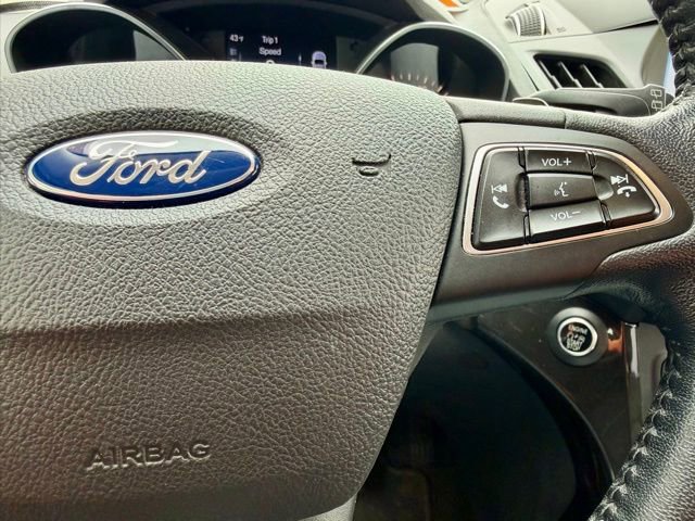 Used 2017 Ford Escape Titanium image 28