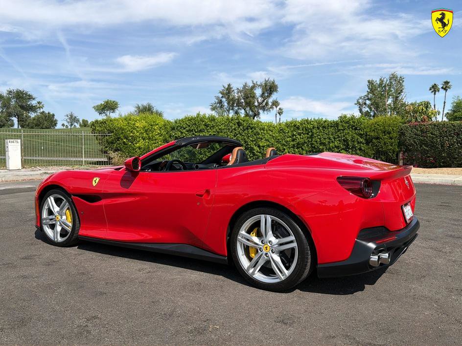 Used 2019 Ferrari Portofino image 14
