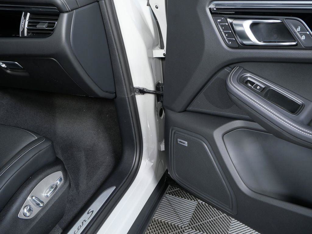 New 2026 Porsche Macan S AWD/4WD image 20