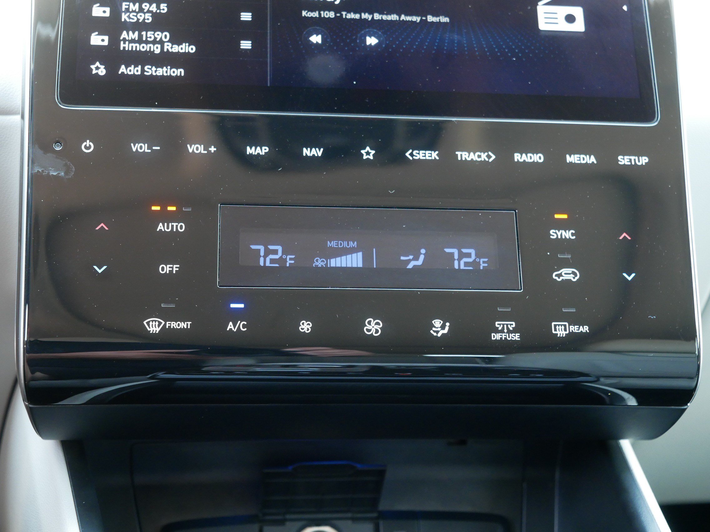 Used 2023 Hyundai Tucson Limited AWD/4WD image 23