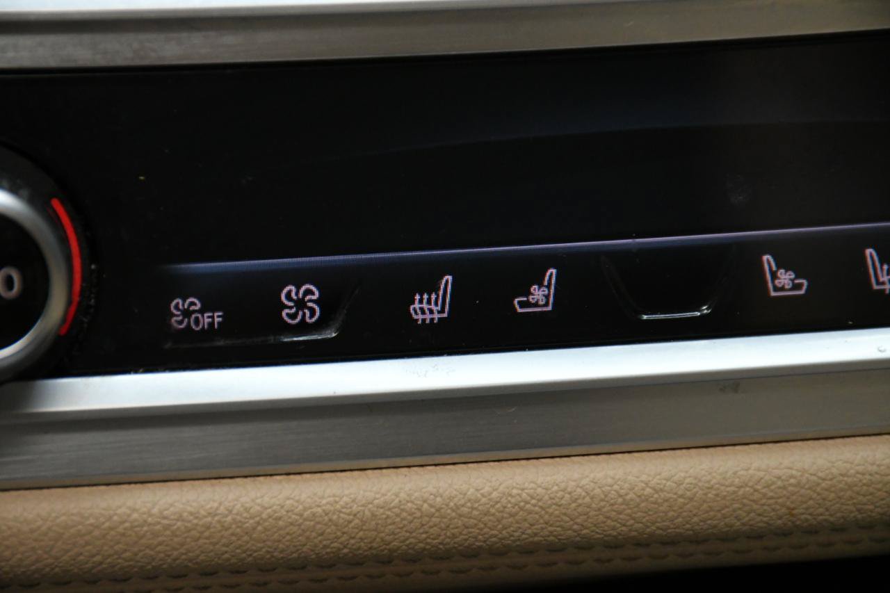 Used 2016 BMW 750i RWD image 34