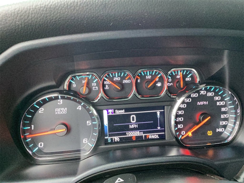 Used 2018 Chevrolet Silverado 1500 LT w/ All Star Edition image 11