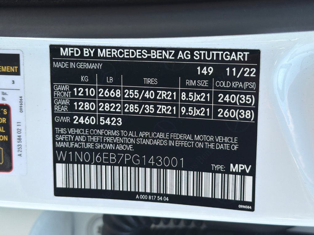 Used 2023 Mercedes-Benz GLC 43 AMG 4MATIC Coupe image 36