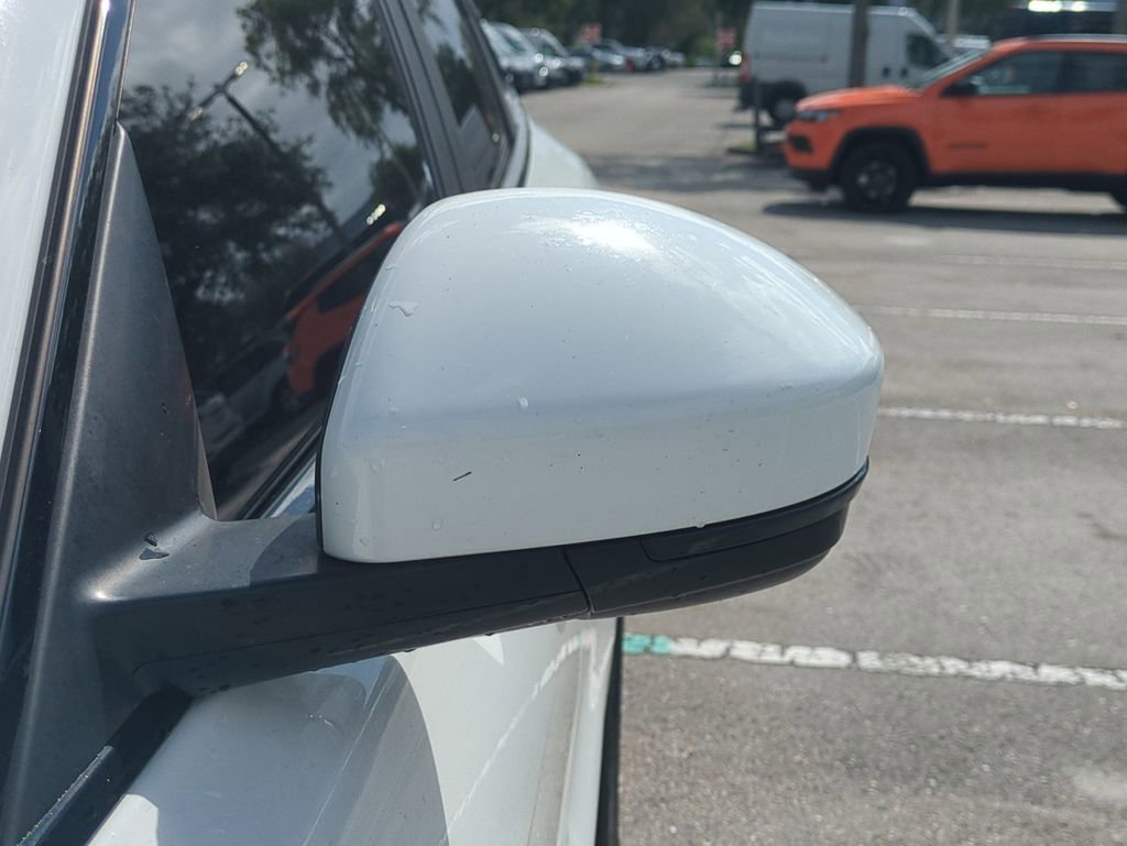 Used 2021 Jaguar F-PACE S image 13