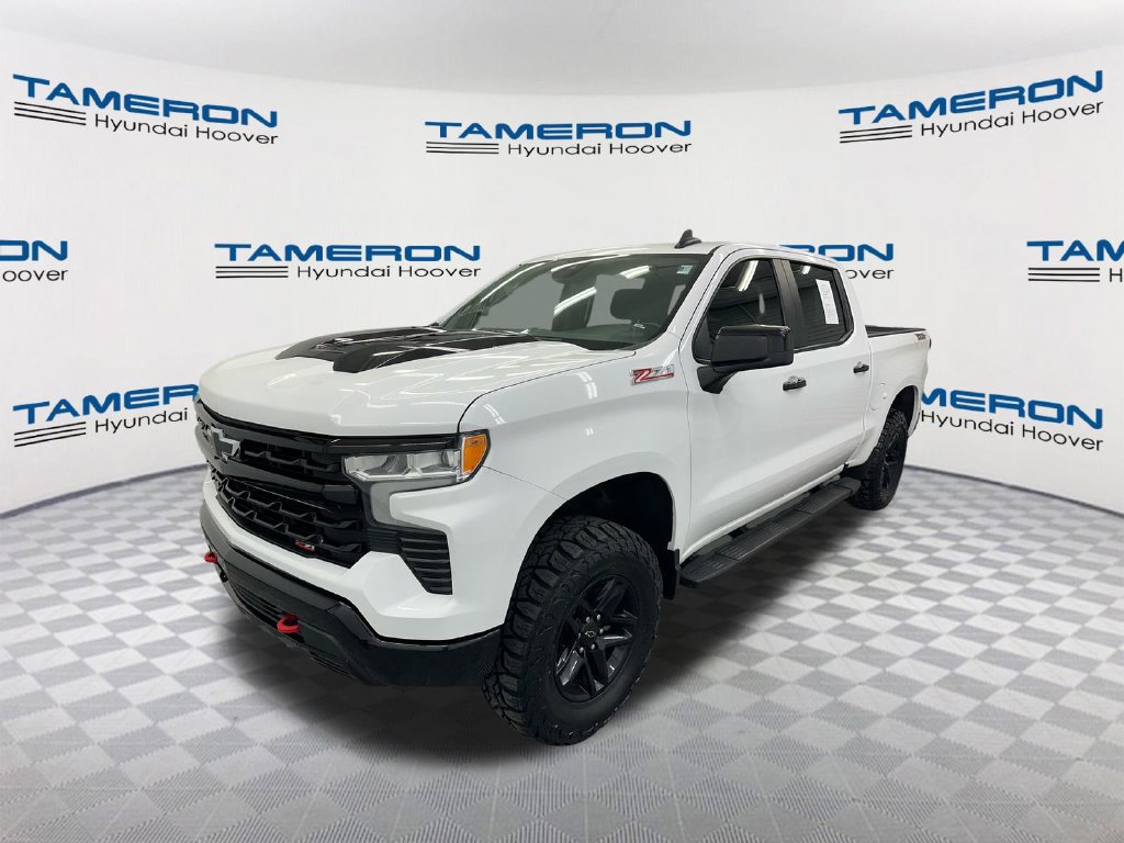 Used 2024 Chevrolet Silverado 1500 LT Trail Boss w/ Protection Package AWD/4WD image 1